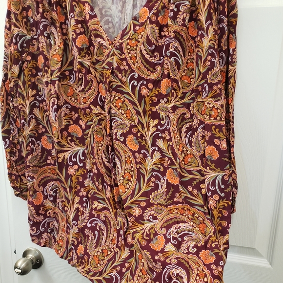 Soft, Slinky, pull over, purple, orange, paisley print tunic blouse 3X, NWT - Picture 6 of 14